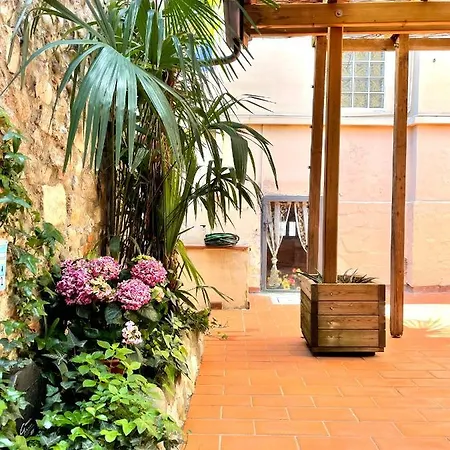 Antica Residenza Santa Chiara -city Center 3* Lucques