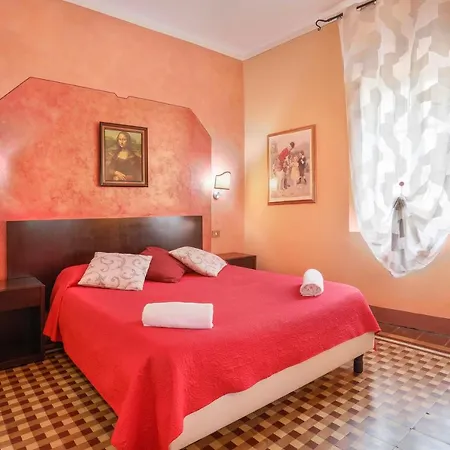 Antica Residenza Santa Chiara -city Center 3* Lucques