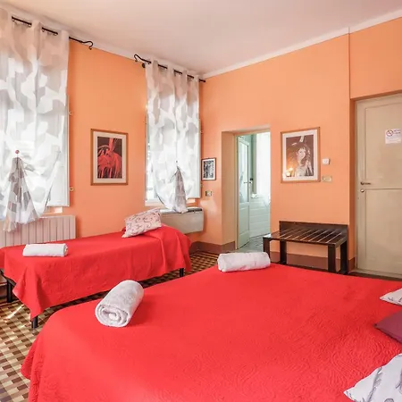 Antica Residenza Santa Chiara 3*