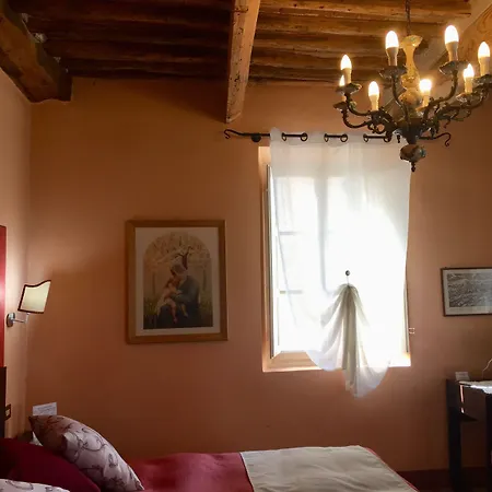 Gasthof Antica Residenza Santa Chiara -city Center 3*