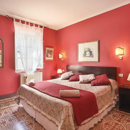 Antica Residenza Santa Chiara -city Center Gasthof 3*