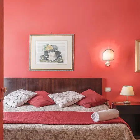 Antica Residenza Santa Chiara -city Center Gæstehus