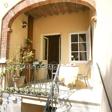 Casa de hóspedes Antica Residenza Santa Chiara -city Center Lucca
